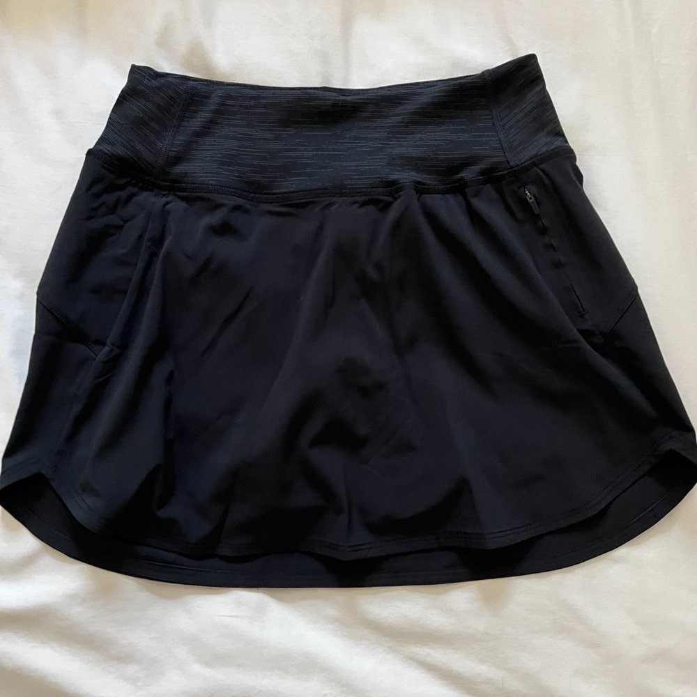Outdoor Voices skort